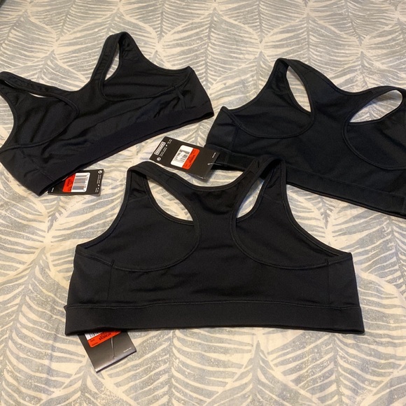 Nike Sports bras - Picture 2 of 2